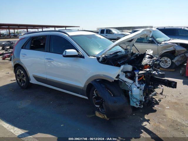  Salvage Kia Niro