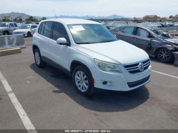  Salvage Volkswagen Tiguan