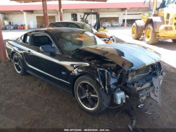  Salvage Ford Mustang