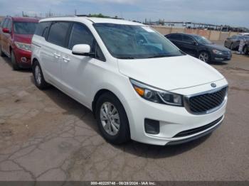  Salvage Kia Sedona