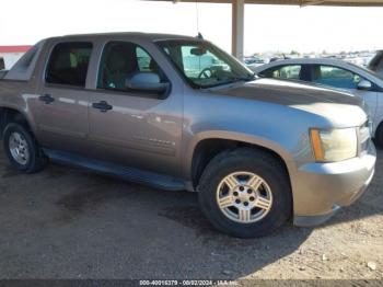  Salvage Chevrolet Avalanche 1500