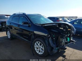  Salvage Jeep Cherokee