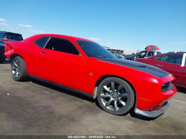  Salvage Dodge Challenger