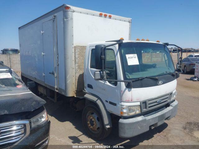  Salvage Ford Lcf