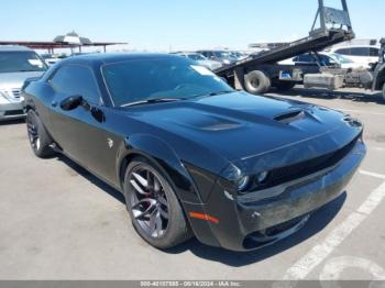  Salvage Dodge Challenger