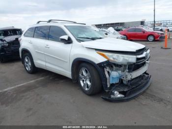  Salvage Toyota Highlander