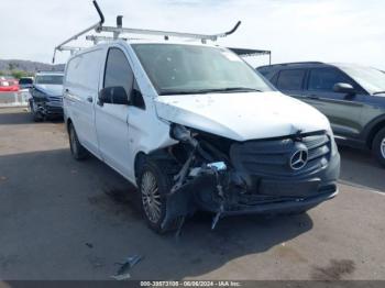  Salvage Mercedes-Benz Metris