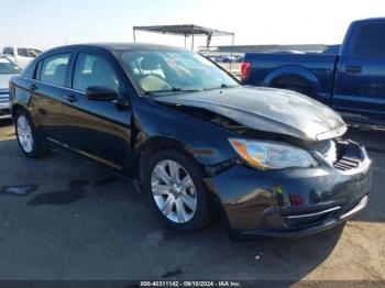  Salvage Chrysler 200