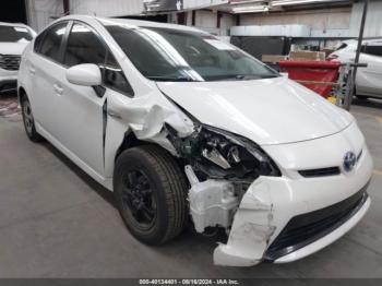  Salvage Toyota Prius