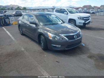  Salvage Nissan Altima