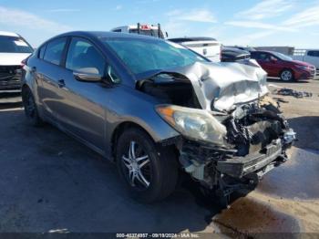  Salvage Kia Forte