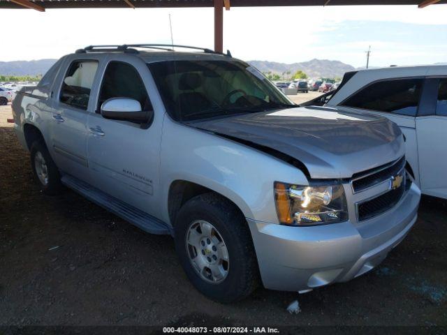  Salvage Chevrolet Avalanche