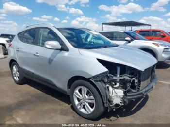  Salvage Hyundai TUCSON