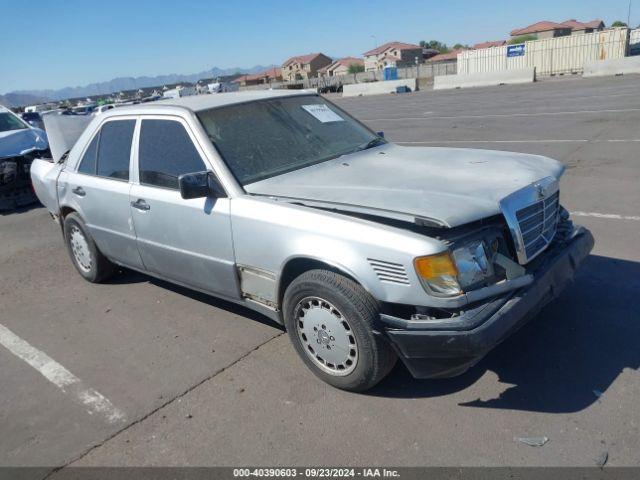  Salvage Mercedes-Benz 300