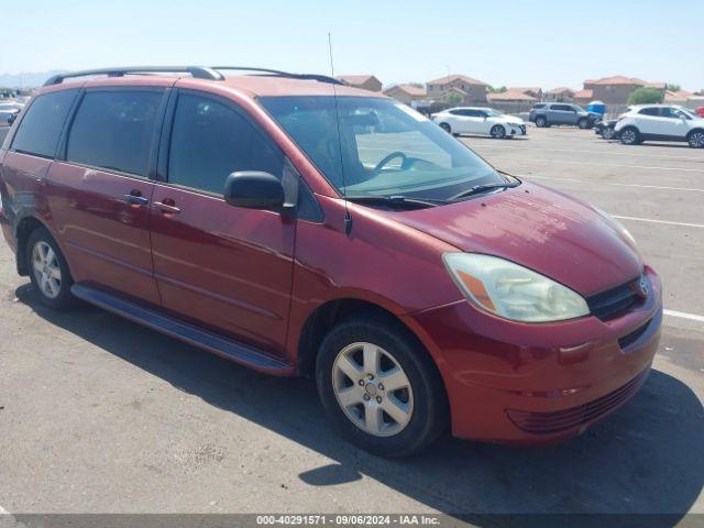  Salvage Toyota Sienna