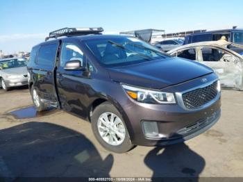  Salvage Kia Sedona