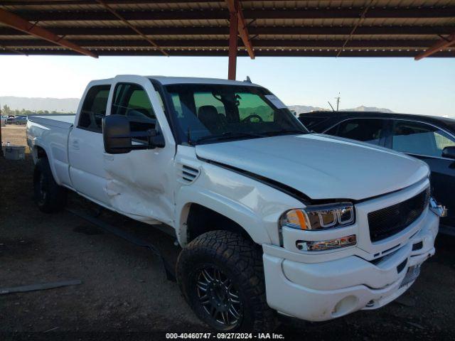  Salvage GMC Sierra 2500