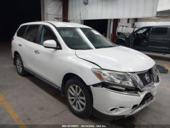  Salvage Nissan Pathfinder