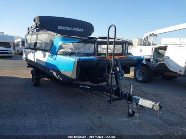  Salvage Karavan Trailer & Boat