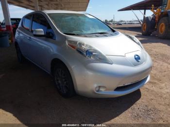  Salvage Nissan LEAF