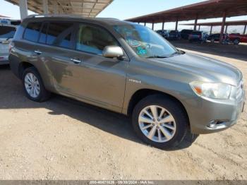  Salvage Toyota Highlander