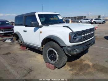  Salvage Ford Bronco