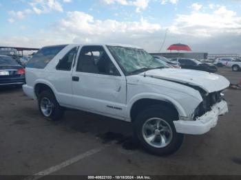  Salvage Chevrolet Blazer