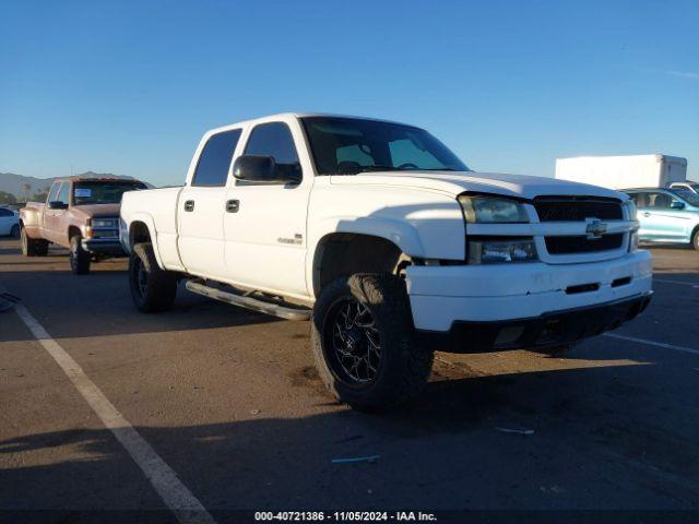  Salvage Chevrolet Silverado 2500