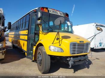  Salvage Freightliner Chassis