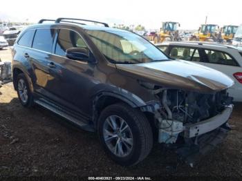  Salvage Toyota Highlander