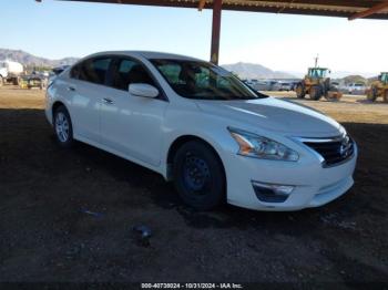  Salvage Nissan Altima