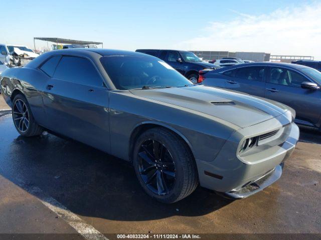  Salvage Dodge Challenger