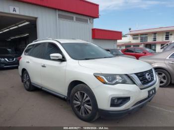  Salvage Nissan Pathfinder