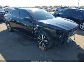  Salvage Nissan Altima