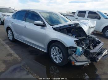  Salvage Volkswagen Jetta