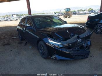  Salvage Hyundai ELANTRA