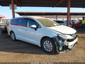  Salvage Chrysler Pacifica