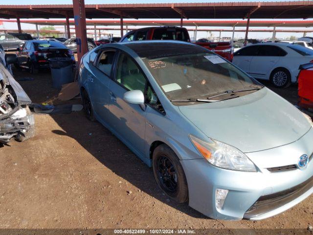  Salvage Toyota Prius