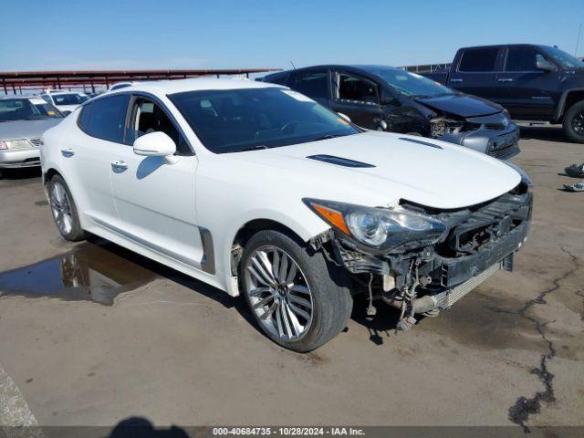  Salvage Kia Stinger