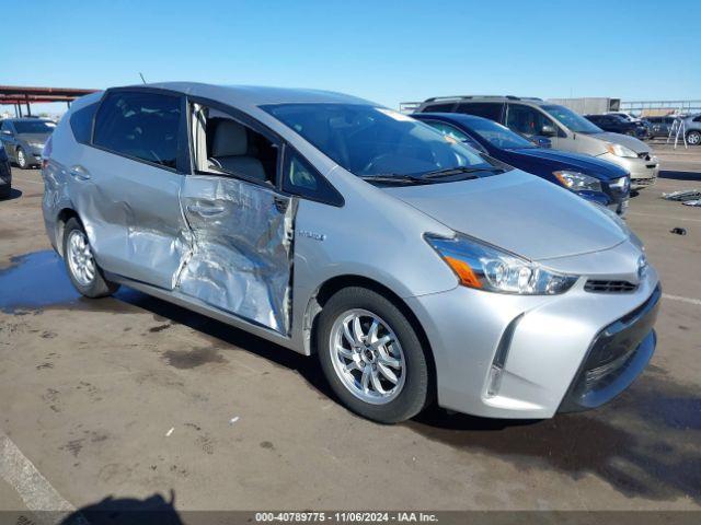  Salvage Toyota Prius v