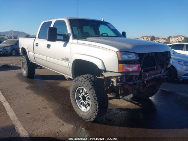  Salvage Chevrolet Silverado 2500