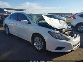  Salvage Nissan Altima