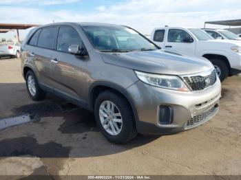  Salvage Kia Sorento