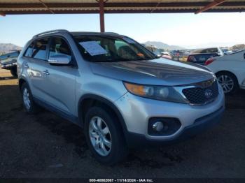  Salvage Kia Sorento