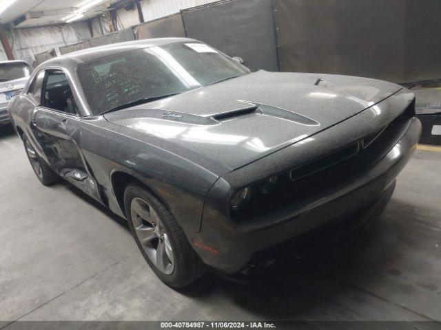  Salvage Dodge Challenger