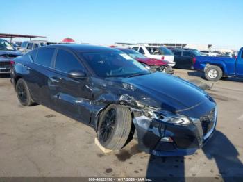  Salvage Nissan Altima