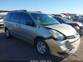  Salvage Toyota Sienna