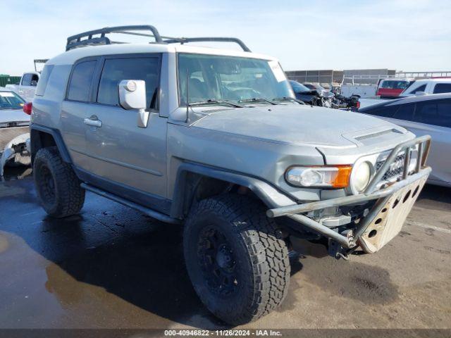  Salvage Toyota FJ Cruiser