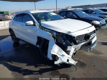  Salvage Mercedes-Benz GLA