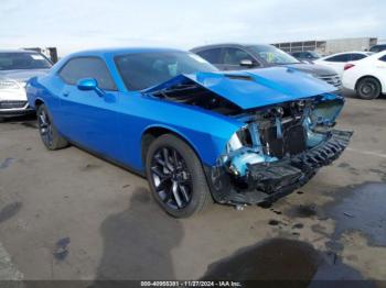  Salvage Dodge Challenger